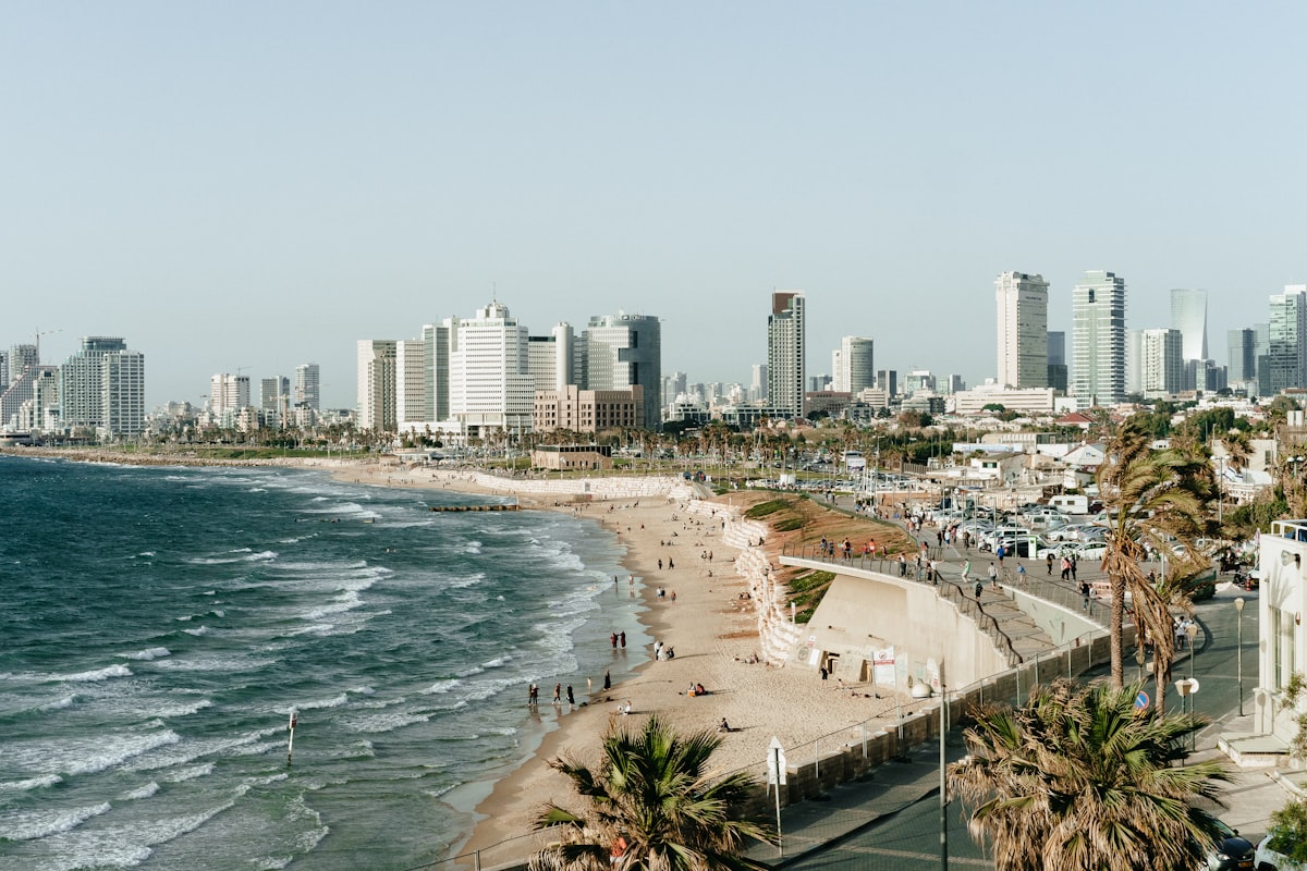 קבוצות וואטסאפ בתל אביב - עבודה, קהילה ואירועים